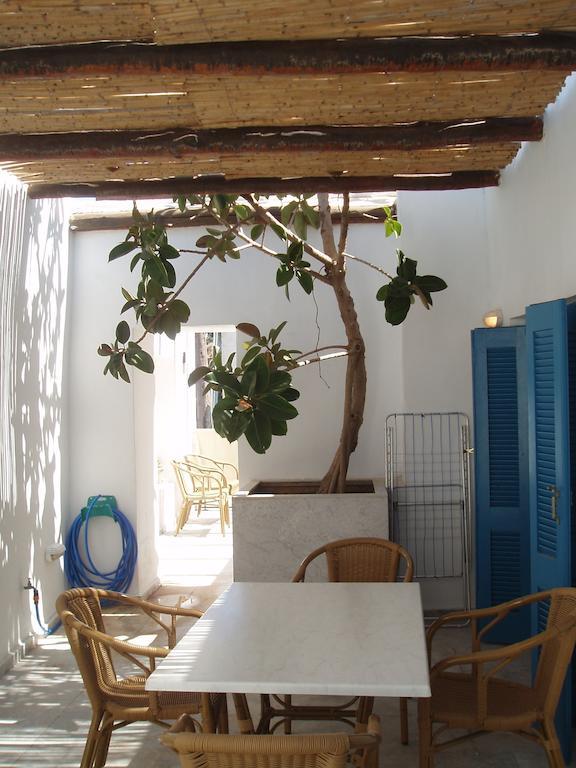 Τhe White Houses Makry Gialos  Room photo
